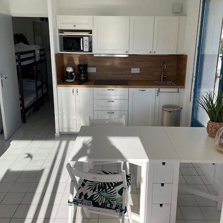 Apartament Domaine D'Azur - Renovated 1Br With Terrace Pool & Garage Le Lavandou Zewnętrze zdjęcie