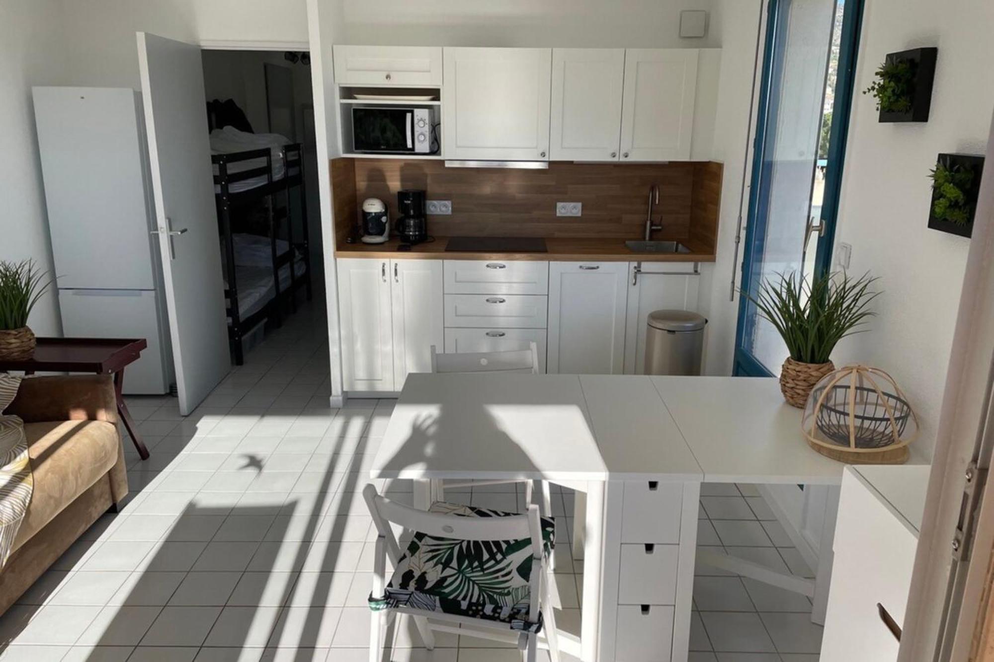 Apartament Domaine D'Azur - Renovated 1Br With Terrace Pool & Garage Le Lavandou Zewnętrze zdjęcie